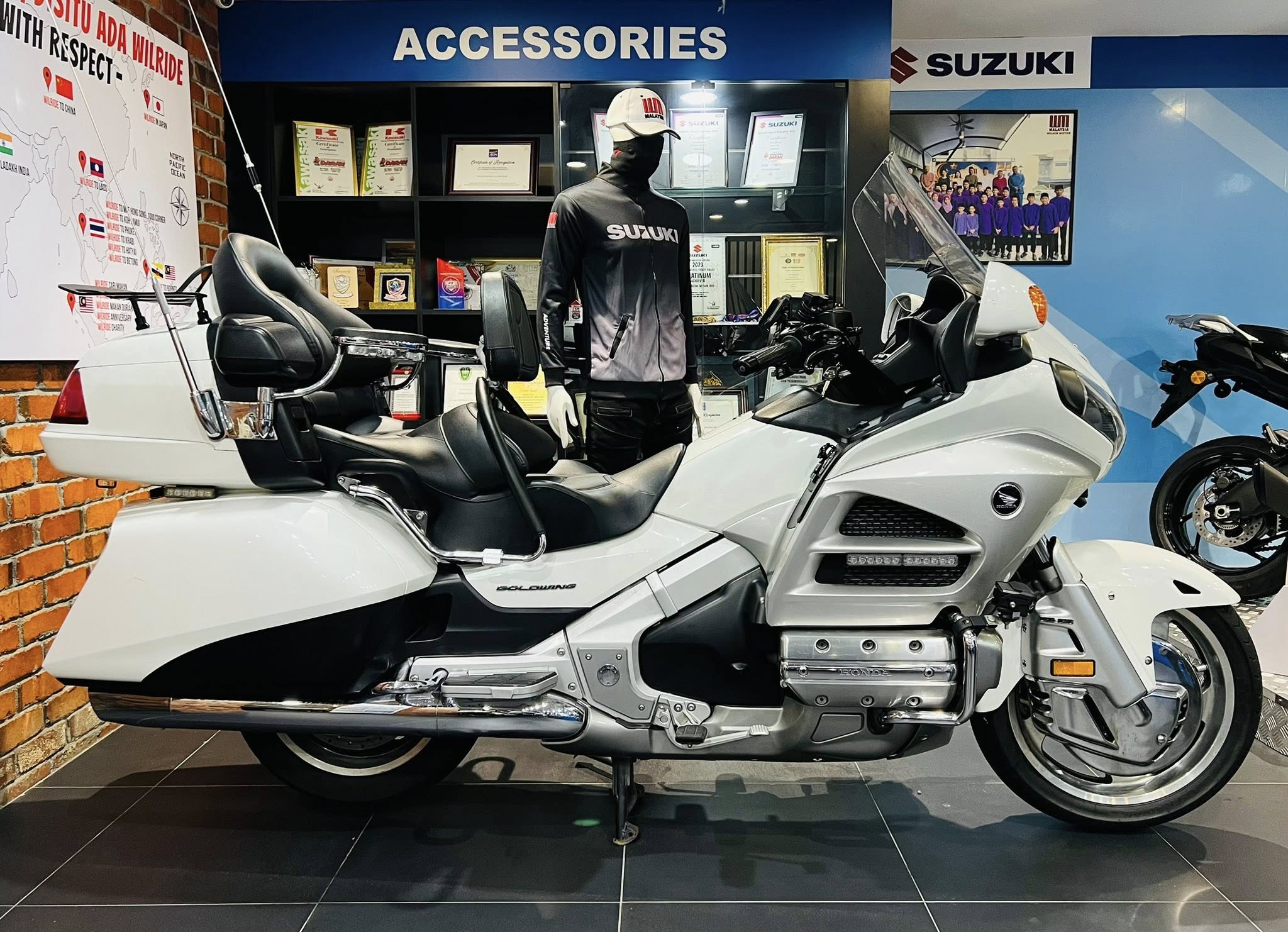 Honda Goldwing 1800(2)