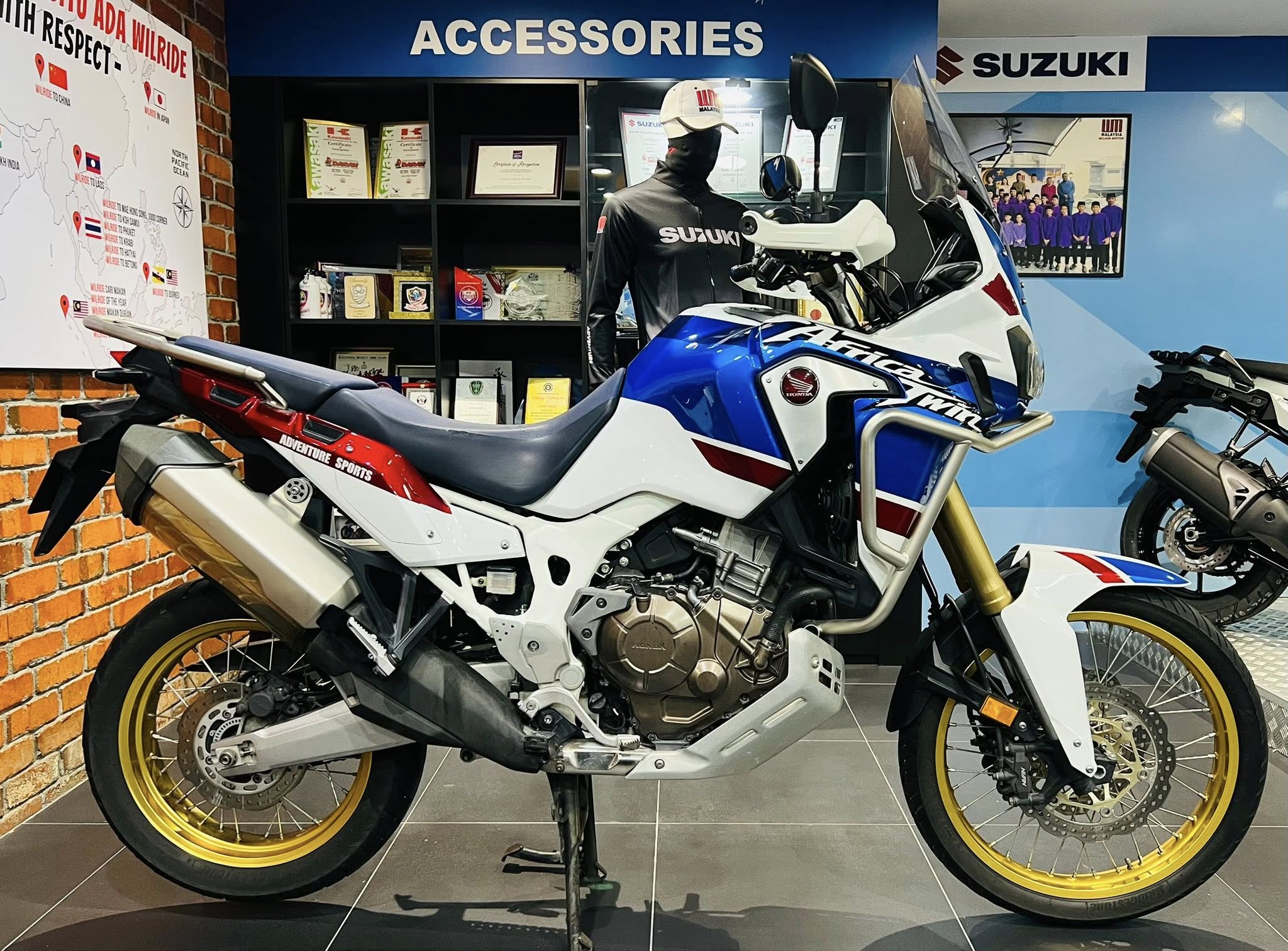 Honda Africa Twin(2)