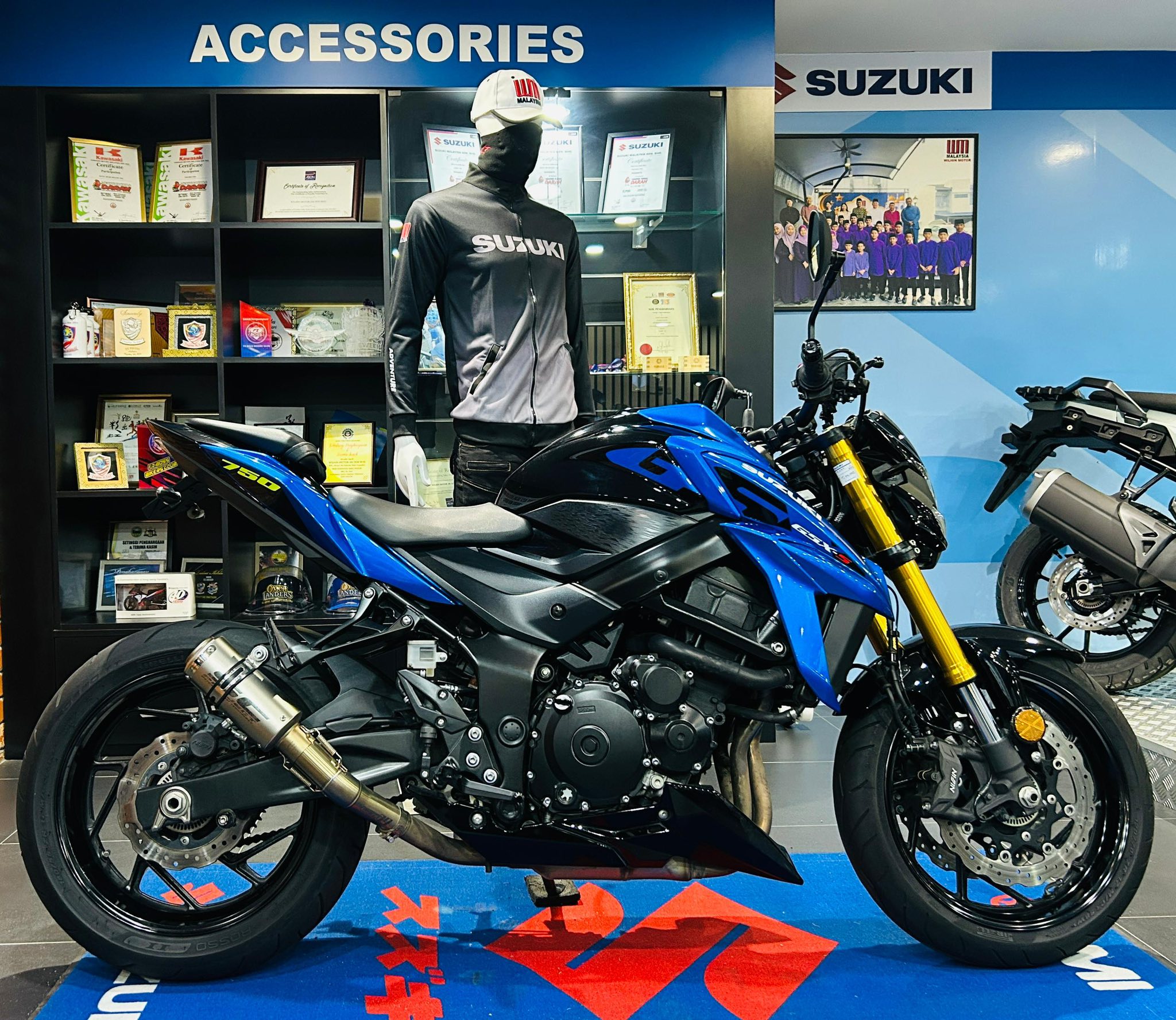 Suzuki GSX-S750(2)