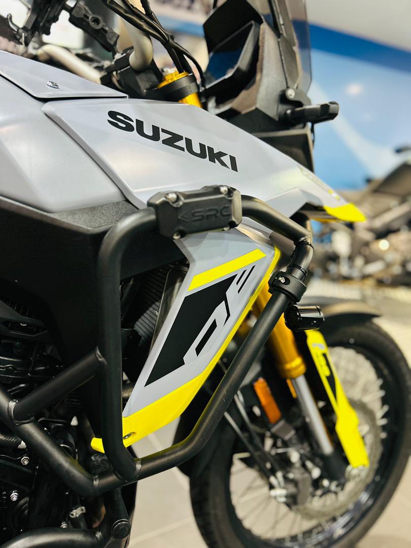 Suzuki V-Strom 800DE(3)