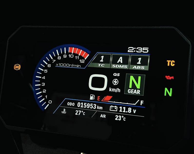 Suzuki V-Strom 800DE(5)