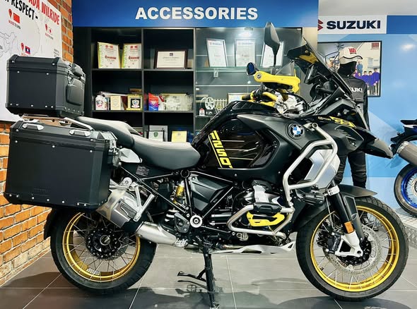 BMW GSA1250 40th Anniversary(2)