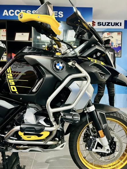 BMW GSA1250 40th Anniversary(4)